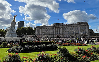 A panoramic view of Parliament building in England.