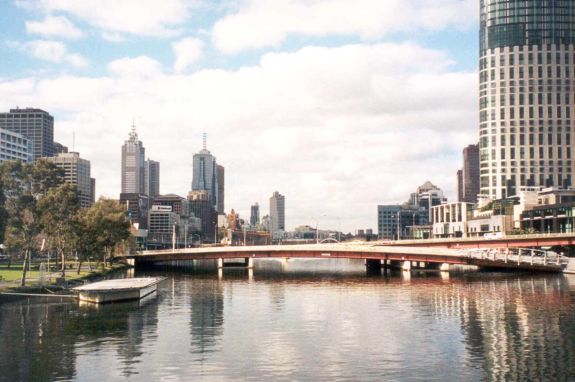 View of the Yarra River and city in Melbourne, Australia.