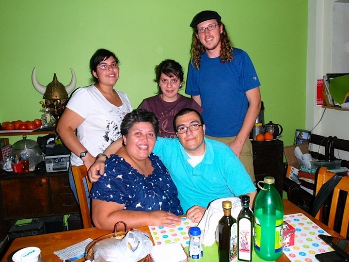 A student with her host family in Santiago, Chile.
