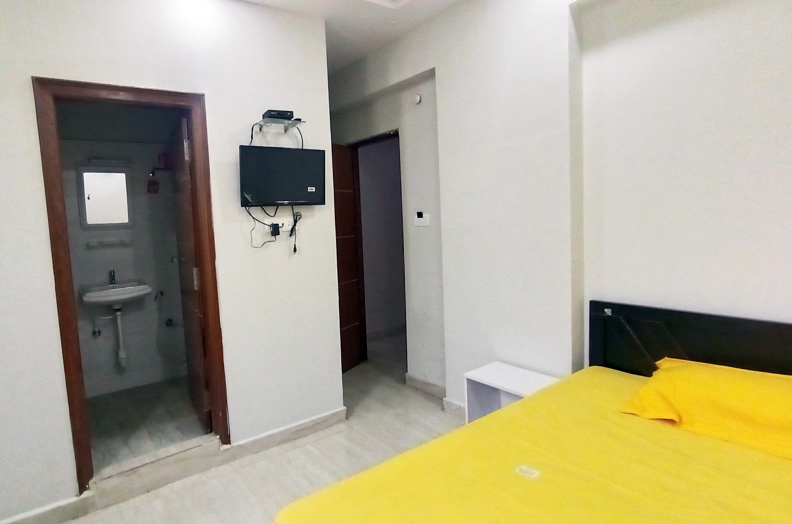 A typical bedroom in Jonas Hall student housing in Bengaluru, India.