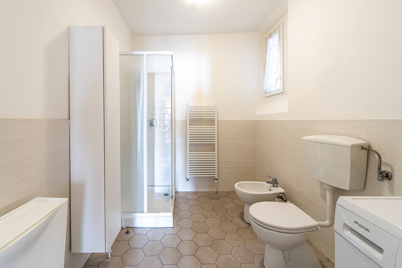 Bathroom in student apartment in Reggio Emilia, Italy.