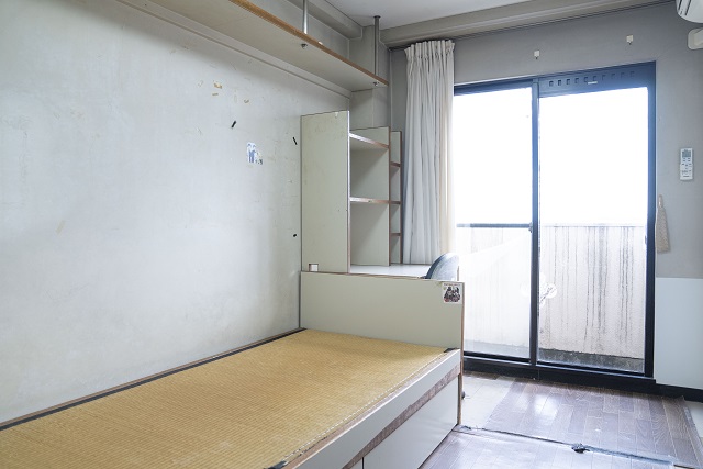 Bedroom in Seishuryo Men's dorm in Nishinomiya, Japan.