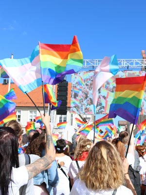 5 Tips for Finding LGBTQ+ Friendly Study Abroad Locations